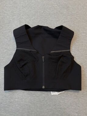 Lululemon Enlite Hydraffinity Vest Women's Medium Zip Front Bra NWT